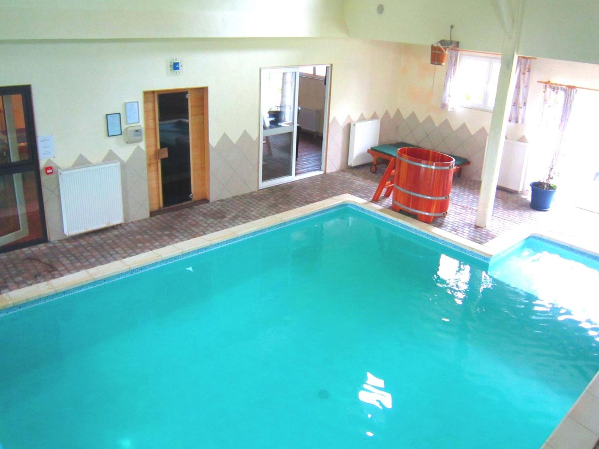 Modern Holiday Home In Sourbrodt With Private Pool Waimes Εξωτερικό φωτογραφία